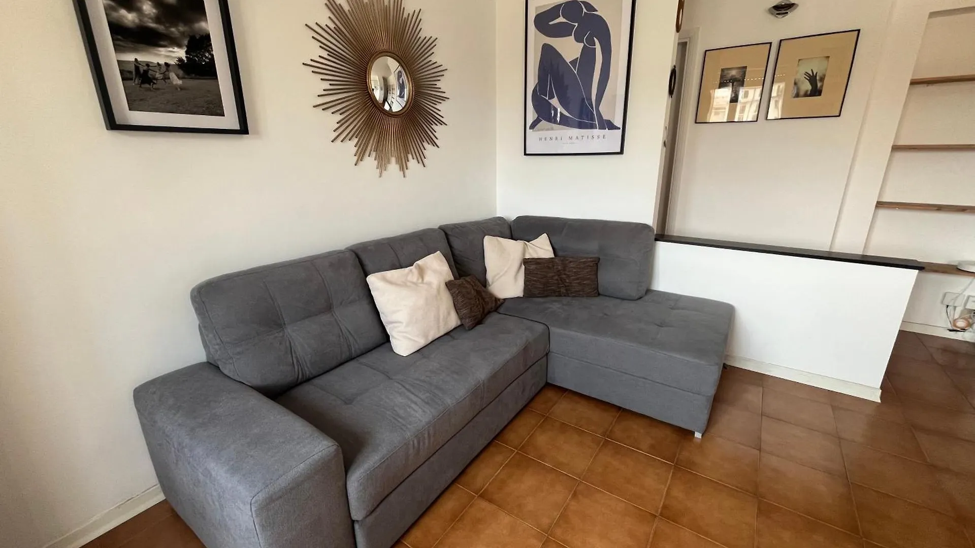 Sunny Comfy Apartment Milan 0*,  Italy